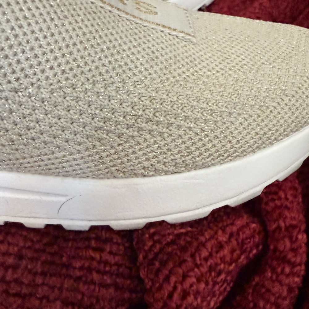 Michael Kors Sz 10 Gold Metallic Knit Slip-On Sneakers - Picture 8 of 9